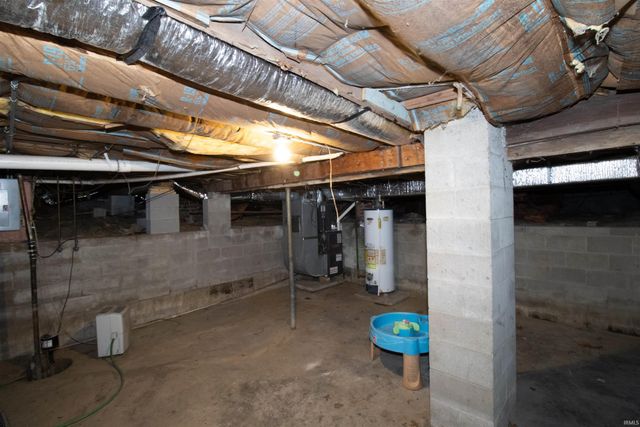 2604 Hillcrest Terrace, Evansville, IN 47712