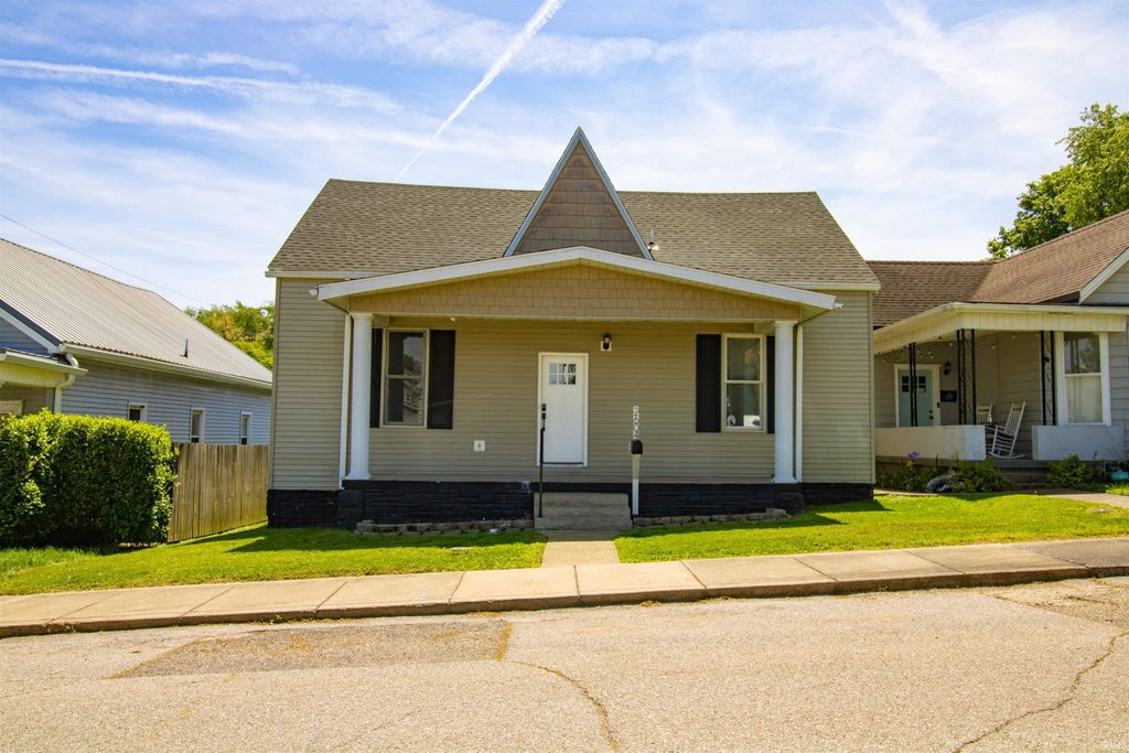 2604 Hillcrest Terrace, Evansville, IN 47712