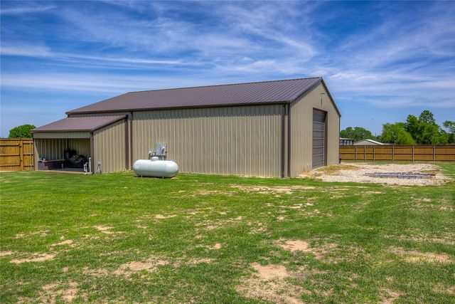 128 RS County Road 3390, Emory, TX 75440