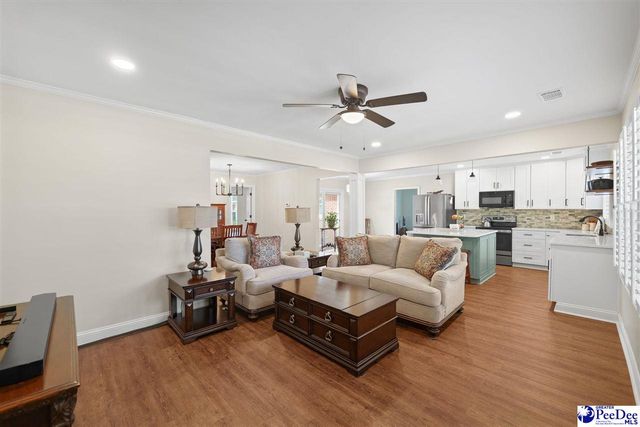 1819 Hazel Dr., Florence, SC 29501