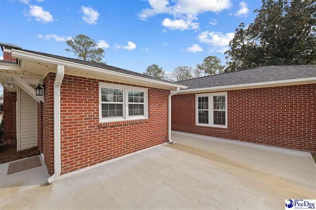 1819 Hazel Dr., Florence, SC 29501