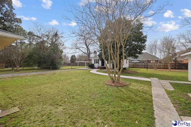 1819 Hazel Dr., Florence, SC 29501