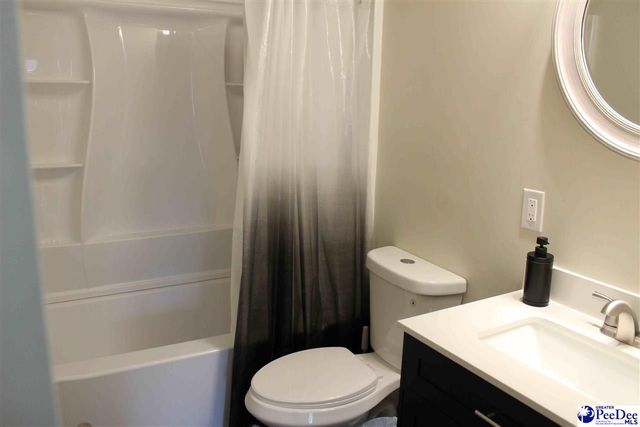 1819 Hazel Dr., Florence, SC 29501