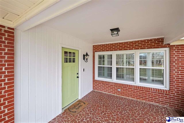 1819 Hazel Dr., Florence, SC 29501