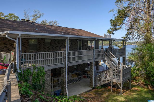 881 RIDGEWAY CIRCLE, Talladega, AL 35160