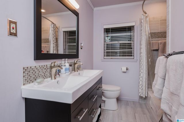 881 RIDGEWAY CIRCLE, Talladega, AL 35160