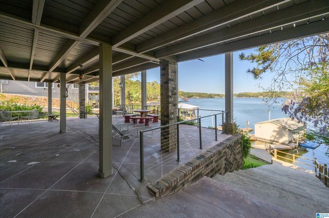 881 RIDGEWAY CIRCLE, Talladega, AL 35160