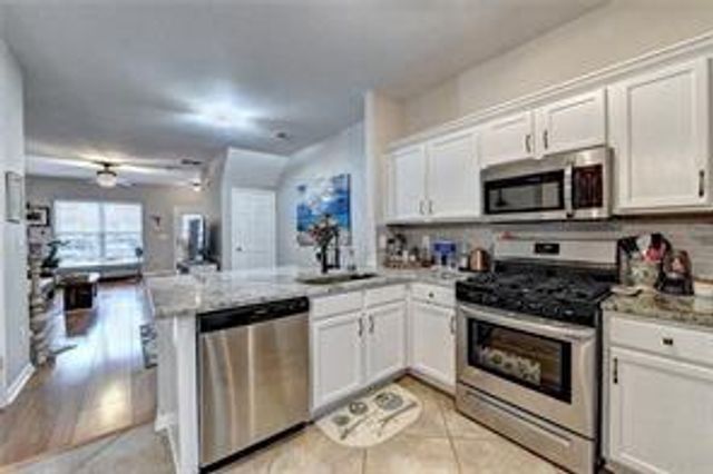 270 Paden Cove Trail, Lawrenceville, GA 30044