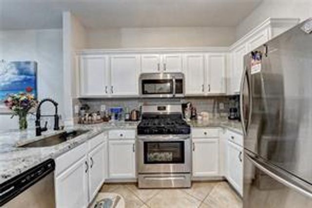 270 Paden Cove Trail, Lawrenceville, GA 30044