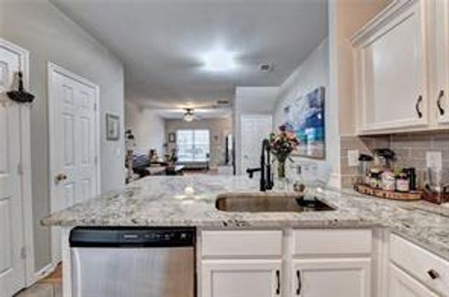 270 Paden Cove Trail, Lawrenceville, GA 30044