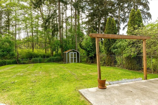 1167 Sparrow Drive, Oak Harbor, WA 98277