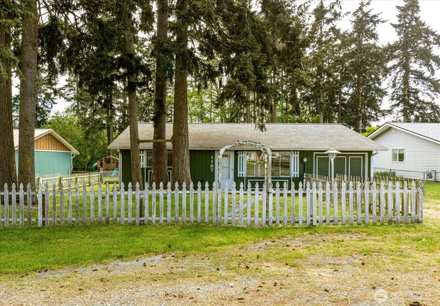 1167 Sparrow Drive, Oak Harbor, WA 98277
