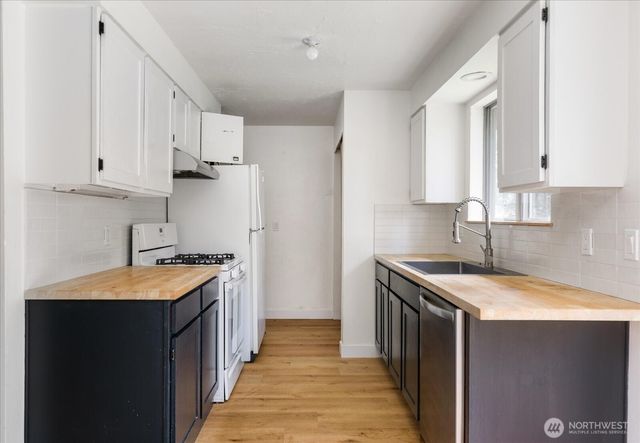 1167 Sparrow Drive, Oak Harbor, WA 98277