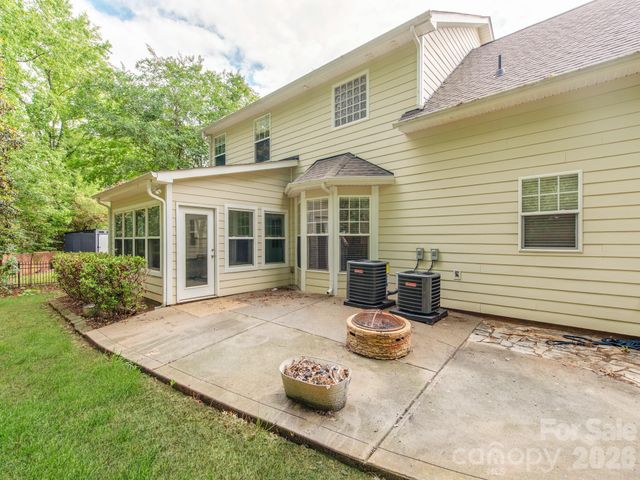 10333 Misty Moss Court, Mint Hill, NC 28227