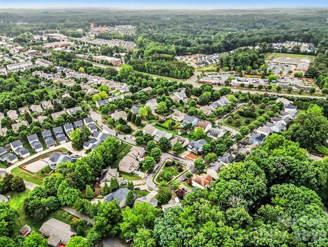 10333 Misty Moss Court, Mint Hill, NC 28227
