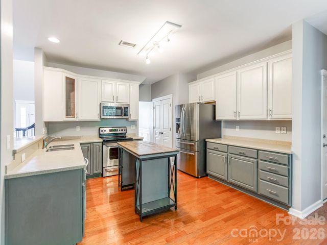 10333 Misty Moss Court, Mint Hill, NC 28227