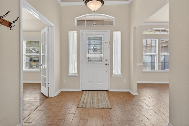 461 Augusta Dr, Rockport, TX 78382