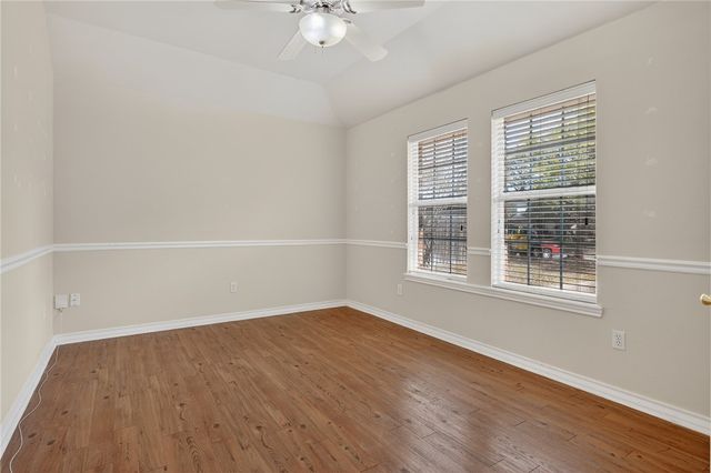 461 Augusta Dr, Rockport, TX 78382