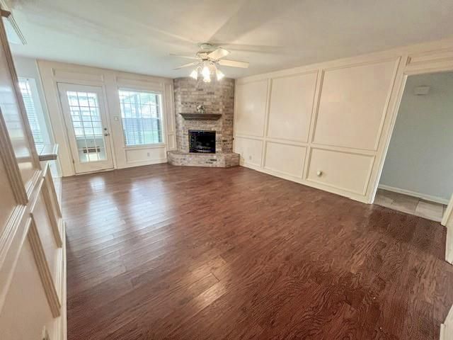 212 Dogwood Street, Lake Jackson, TX 77566