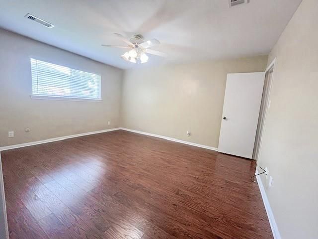 212 Dogwood Street, Lake Jackson, TX 77566