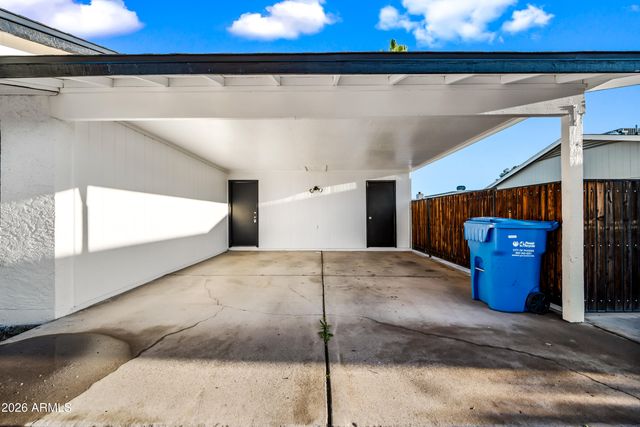 3409 E Campo Bello Drive, Phoenix, AZ 85032