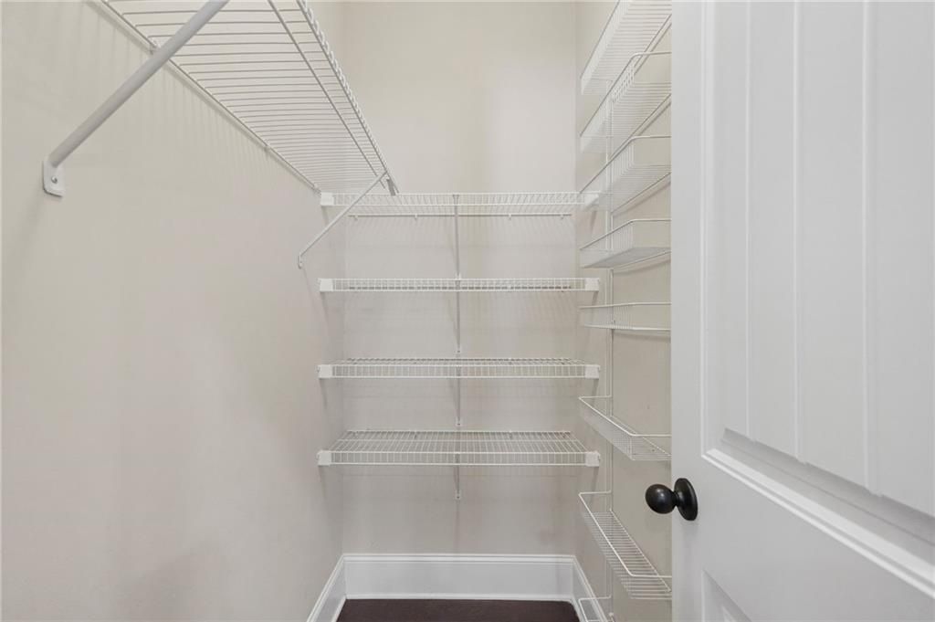 Image 41 of property listing at 1365 Delo Lane, Cumming, GA 30041