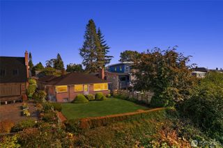 7742 34th Avenue NW, Seattle, WA 98117