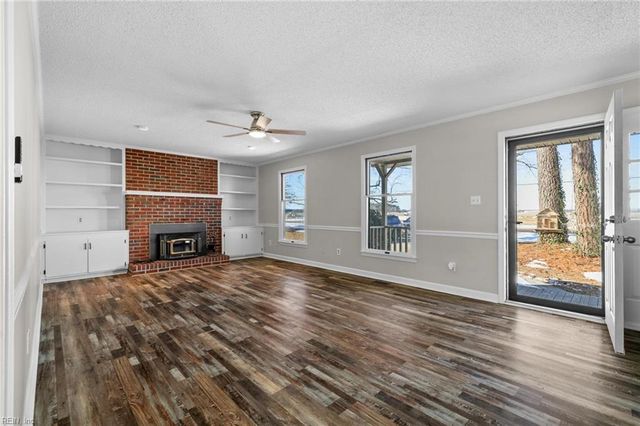 1039 Consolidated RD, Elizabeth City, NC 27909