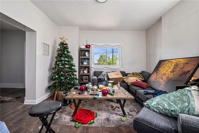 2632 Broadway Ave, Dormont, PA 15216