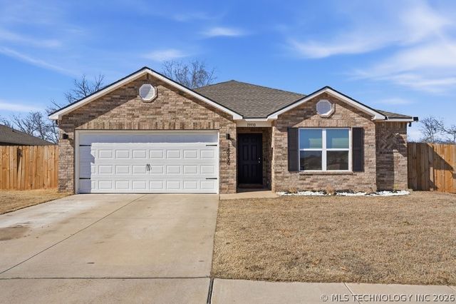 15930 S 74th East Avenue, Bixby, OK 74008