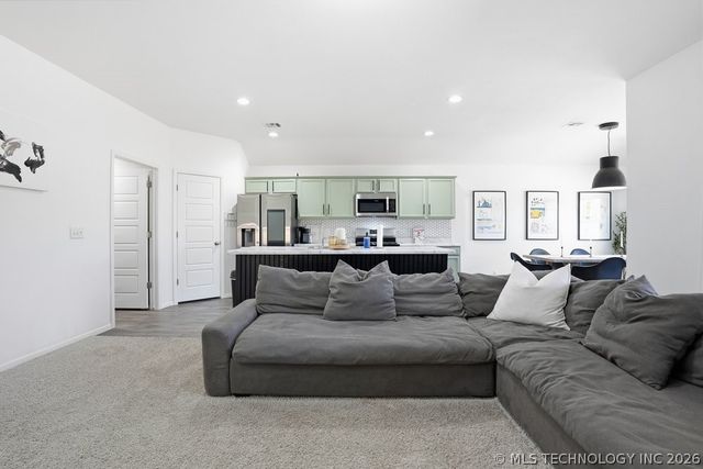 15930 S 74th East Avenue, Bixby, OK 74008