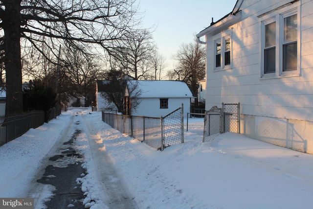 17 OAK AVE, Wilmington, DE 19805