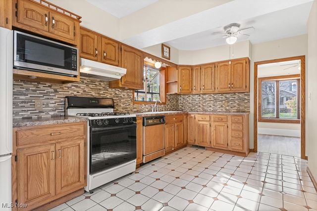 499 Tompkins Avenue, Akron, OH 44305