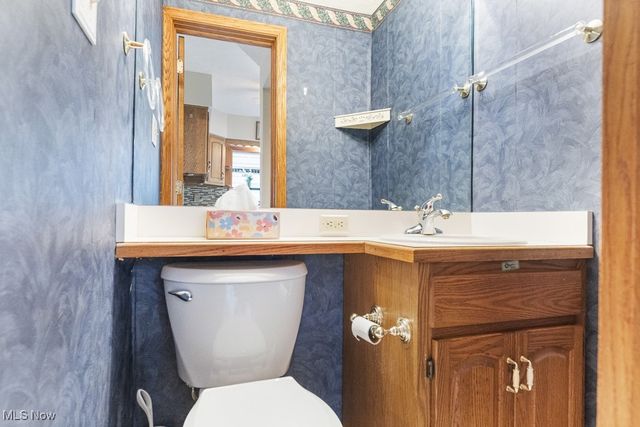 499 Tompkins Avenue, Akron, OH 44305