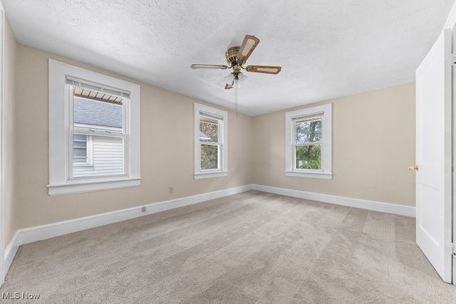 499 Tompkins Avenue, Akron, OH 44305