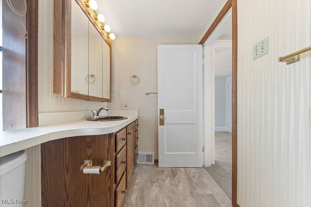 499 Tompkins Avenue, Akron, OH 44305