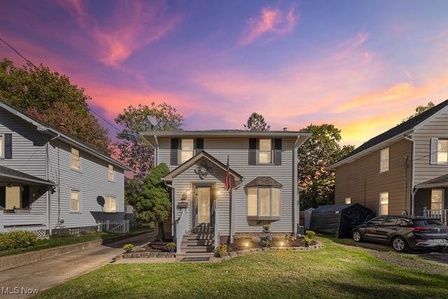 499 Tompkins Avenue, Akron, OH 44305