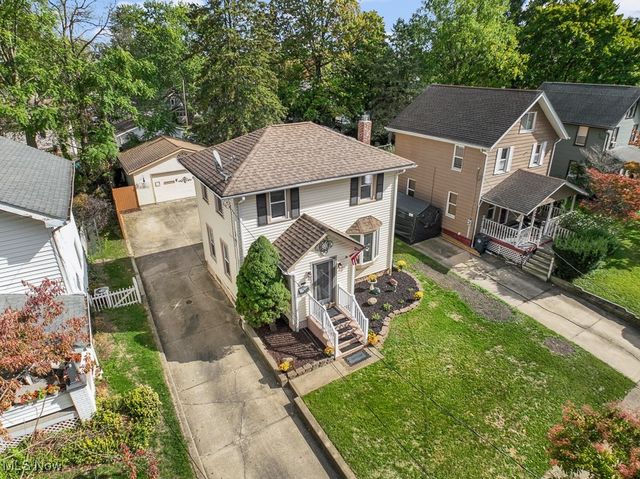 499 Tompkins Avenue, Akron, OH 44305