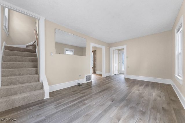 499 Tompkins Avenue, Akron, OH 44305