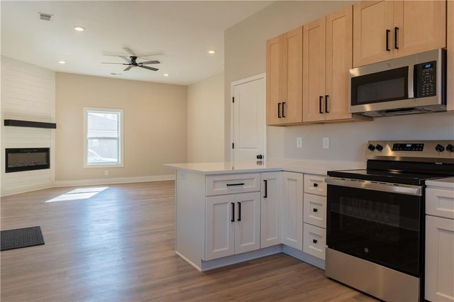 34 Elm St, Aragon, GA 30104