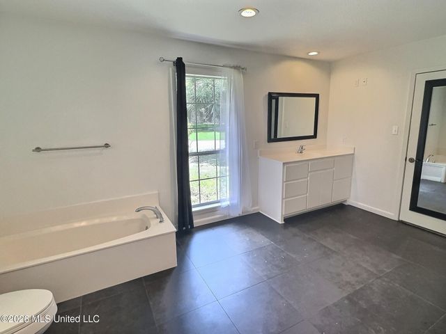 6509 Shore Drive, Ocean Springs, MS 39564