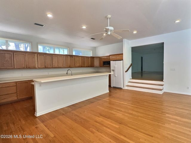 6509 Shore Drive, Ocean Springs, MS 39564