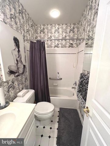 11 MERRYTON ST, Voorhees, NJ 08043