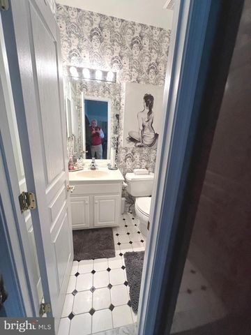 11 MERRYTON ST, Voorhees, NJ 08043