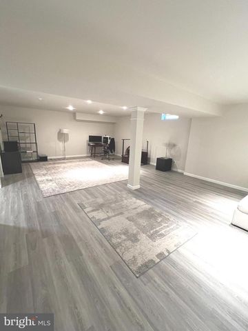 11 MERRYTON ST, Voorhees, NJ 08043