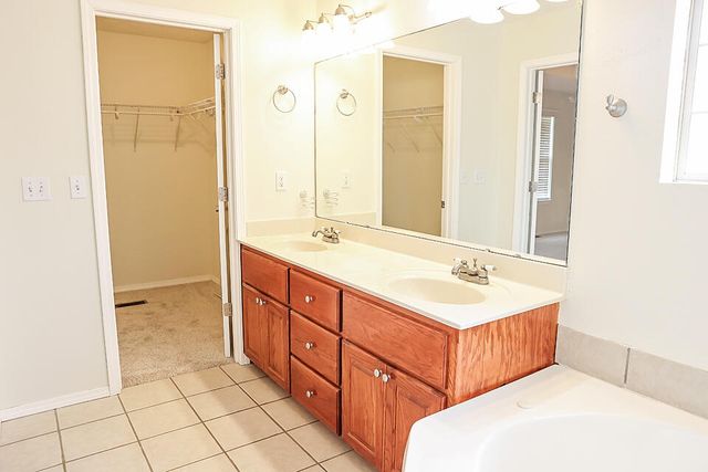 611 South Monterrey Avenue, Springfield, MO 65802
