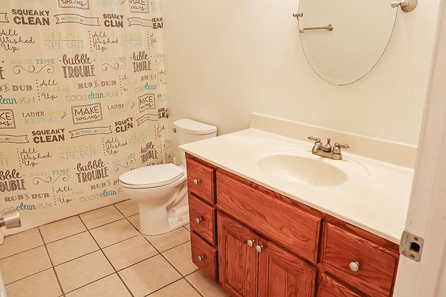 611 South Monterrey Avenue, Springfield, MO 65802