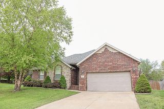 611 South Monterrey Avenue, Springfield, MO 65802