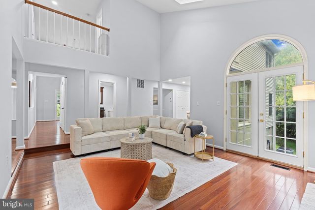 6832 COMPTON HEIGHTS, Clifton, VA 20124