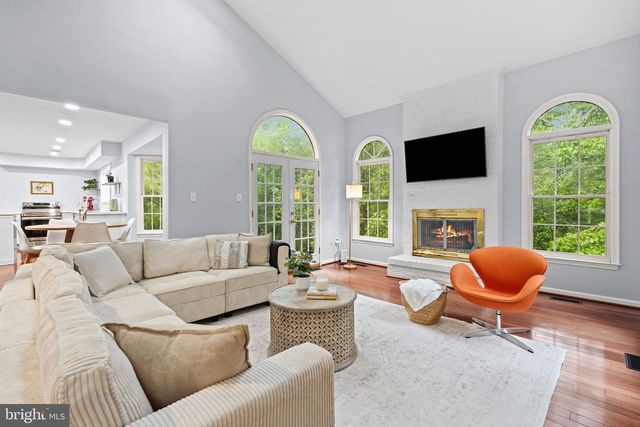 6832 COMPTON HEIGHTS, Clifton, VA 20124